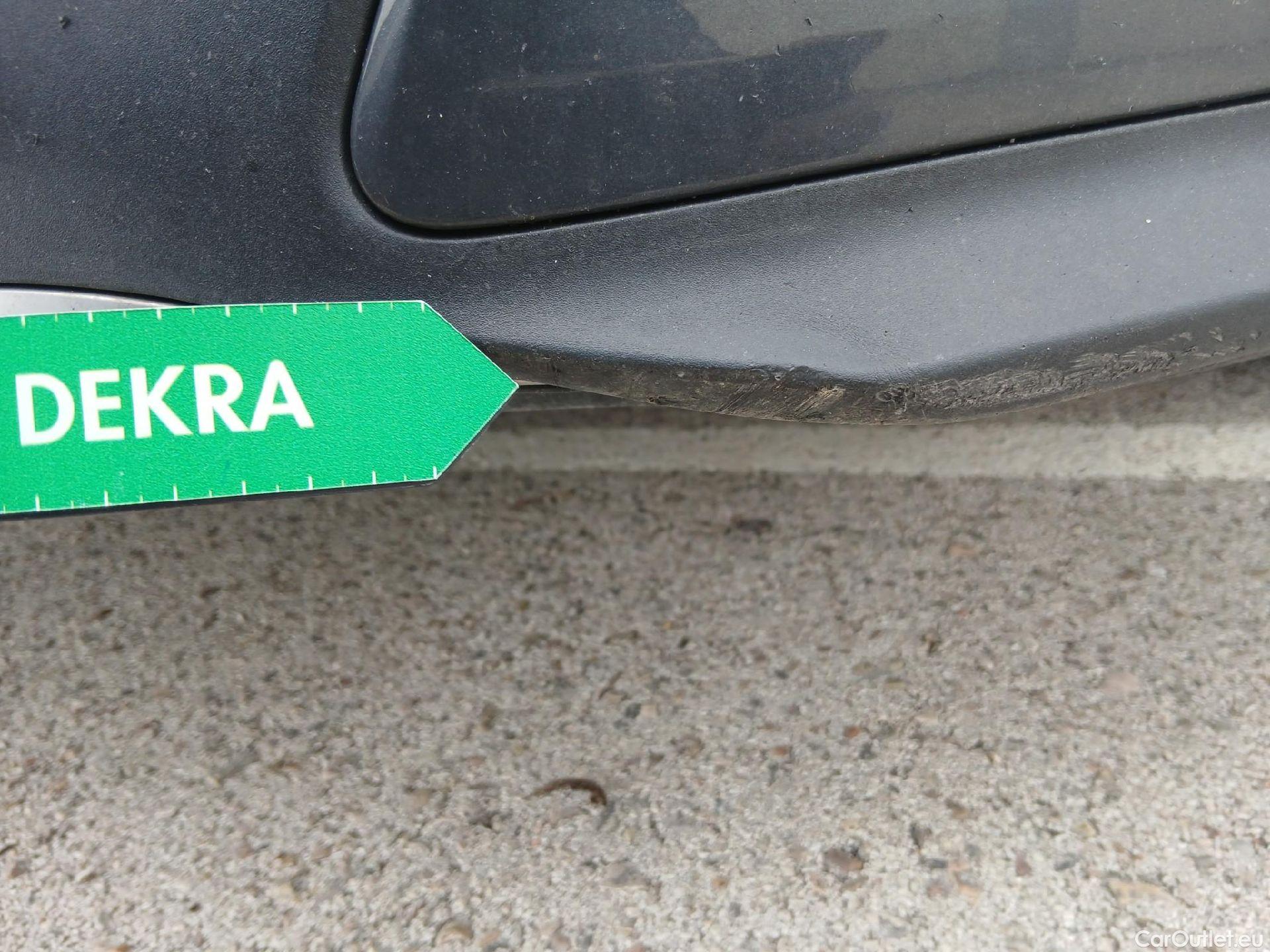  KIA  XCeed KIA  1.6 GDi PHEV 104kW (141CV) eDrive (AC) #13