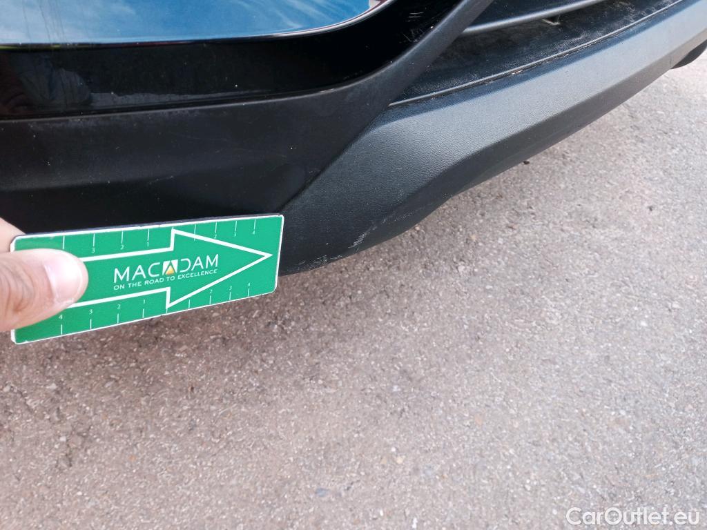  Renault  Kadjar RENAULT  / 2019 / 5P / crossover Intens Blue dCi 85kW (115CV) #22