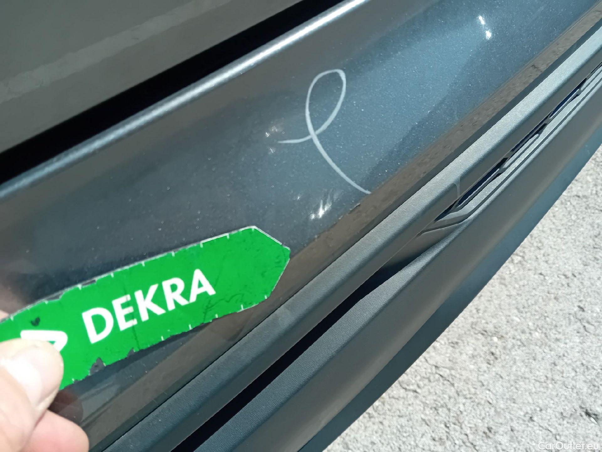  Nissan  Juke NISSAN  / 2019 / 5P / crossover DIG-T 84 kW (114 CV) DCT 7 V N-Connecta (AC2) #10