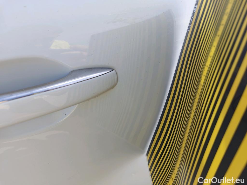  Renault  Megane RENAULT Mégane / 2015 / 5P / berlina con portón Limited Blue dCi 85 kW (115CV) #10