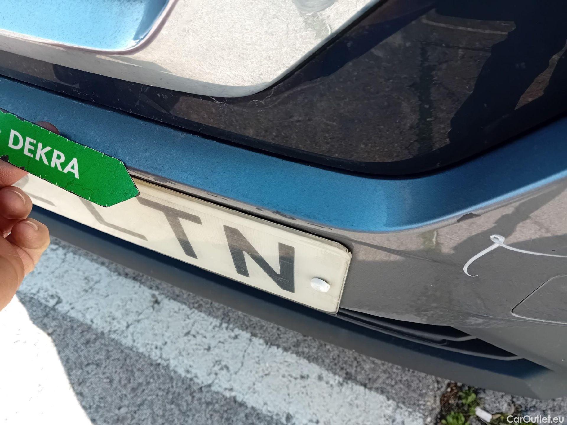  Nissan  Juke NISSAN  / 2019 / 5P / crossover DIG-T 84 kW (114 CV) DCT 7 V N-Connecta (AC2) #2