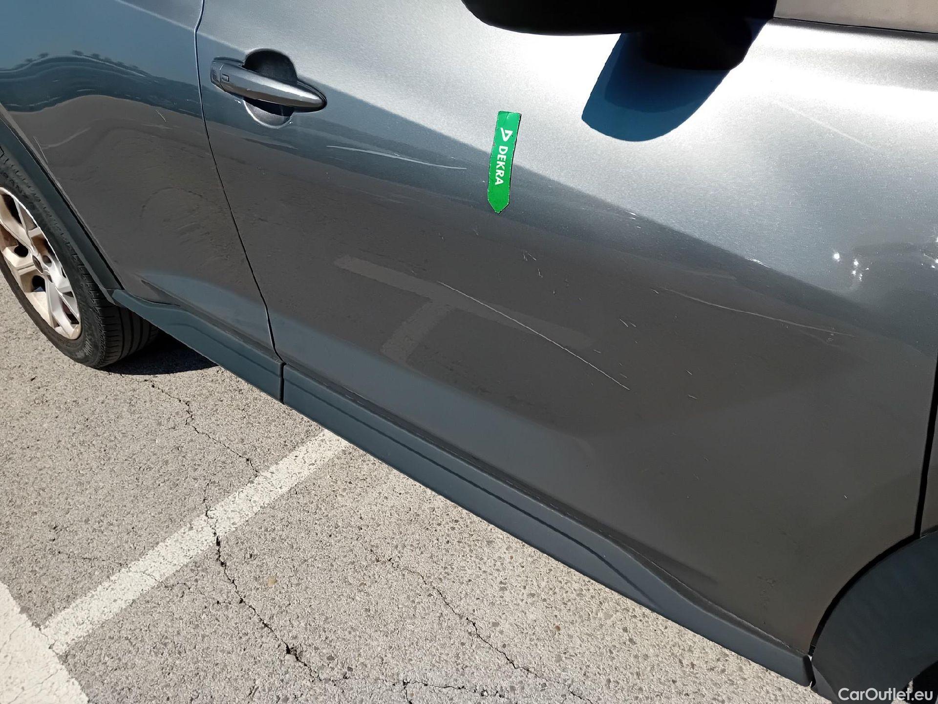  Nissan  Juke NISSAN  / 2019 / 5P / crossover DIG-T 84 kW (114 CV) DCT 7 V N-Connecta (AC2) #16