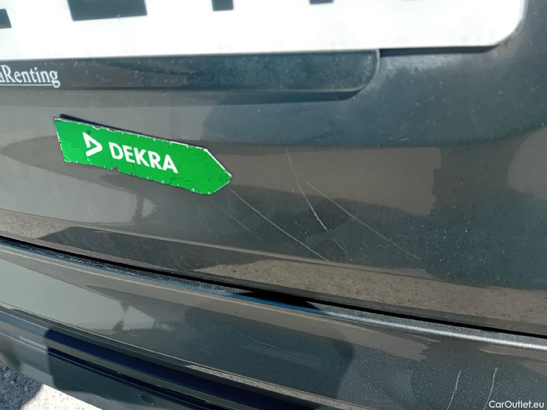  Nissan  Juke NISSAN  / 2019 / 5P / crossover DIG-T 84 kW (114 CV) DCT 7 V N-Connecta (AC2) #22