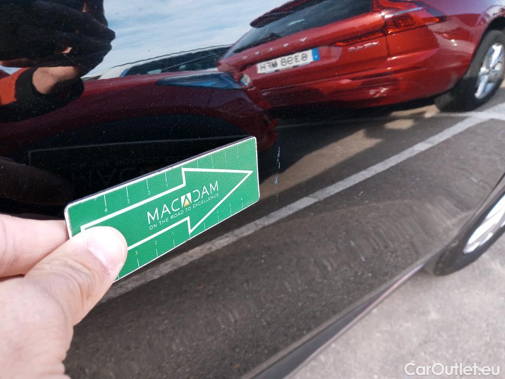  Renault  Kadjar RENAULT  / 2019 / 5P / crossover Intens Blue dCi 85kW (115CV) #10