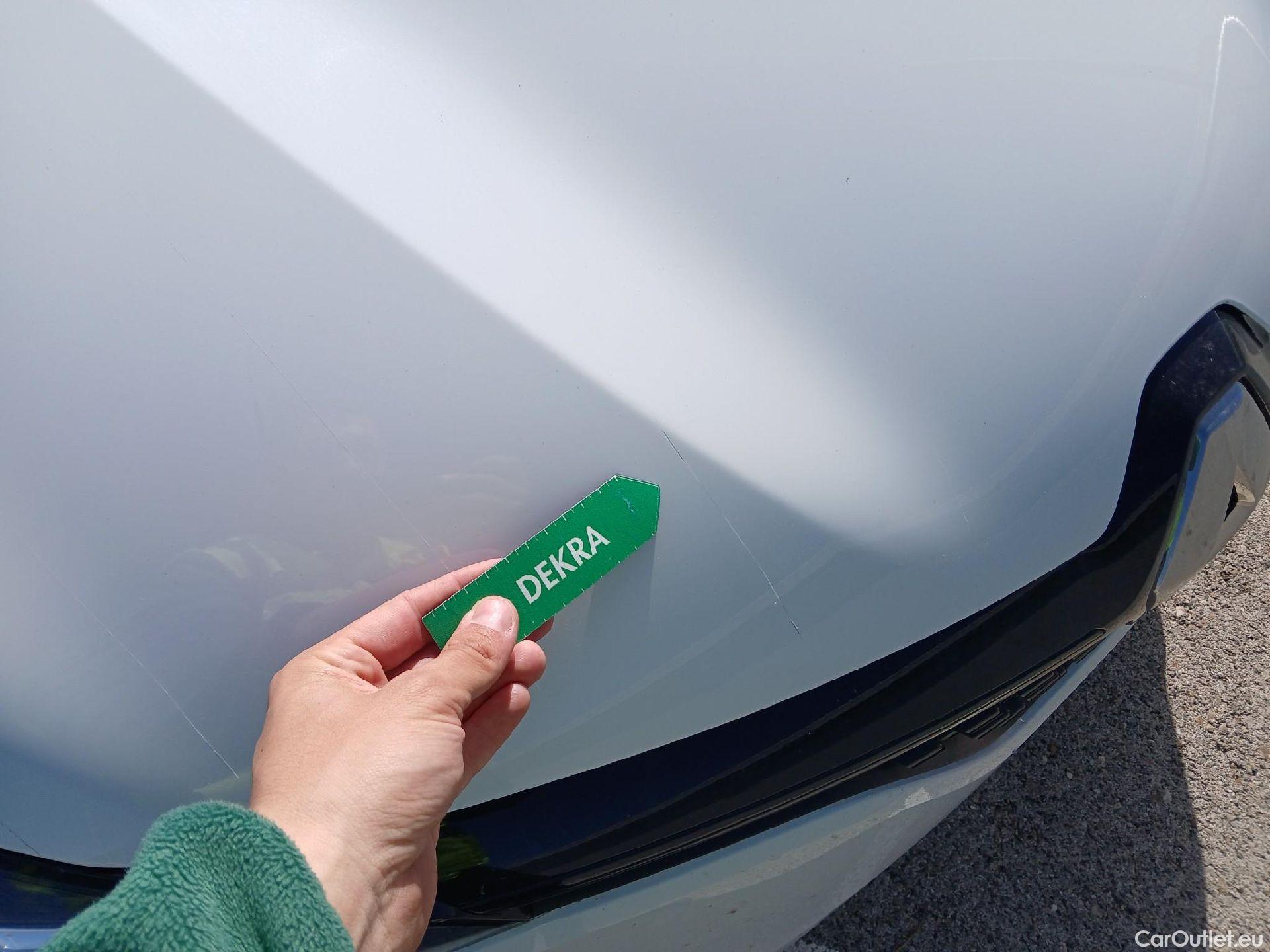  Renault  Clio RENAULT  / 2019 / 5P / berlina con portón Business Blue dCi 74kW (100CV) #12