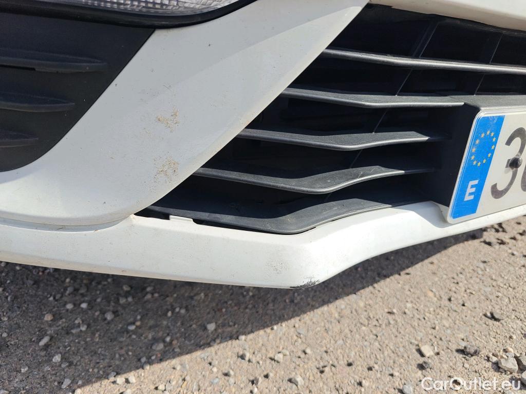  Renault  Megane RENAULT Mégane / 2015 / 5P / berlina con portón Limited Blue dCi 85 kW (115CV) #28