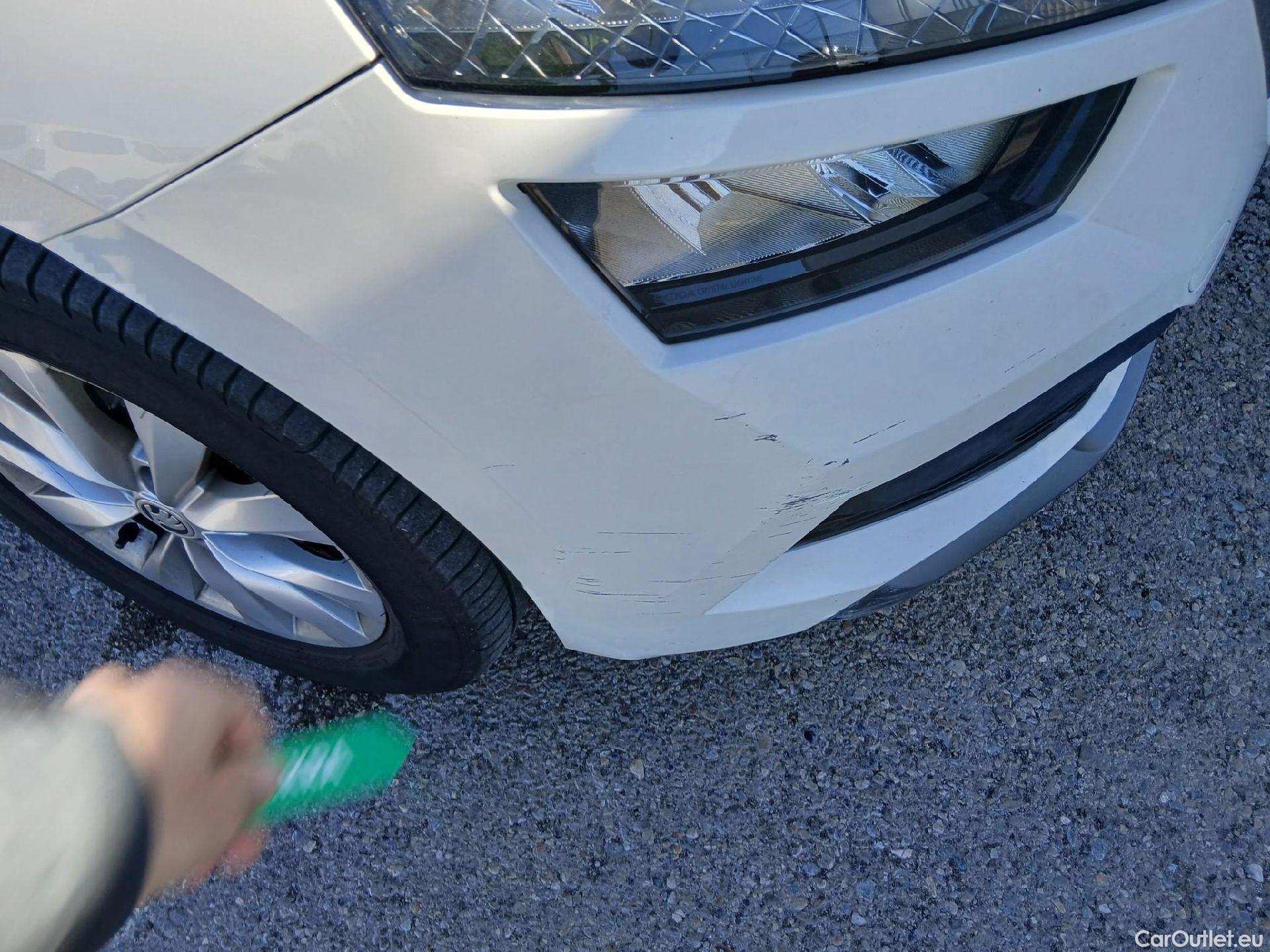  Skoda  KAMIQ SKODA  1.0 TSI 81kW (110CV) DSG Ambition #2