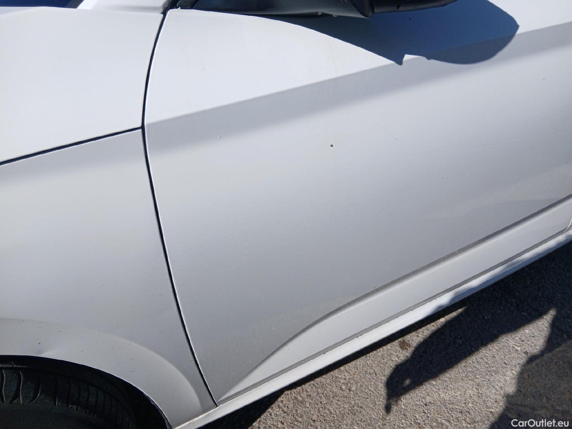  Skoda  KAMIQ SKODA  1.0 TSI 81kW (110CV) DSG Ambition #7