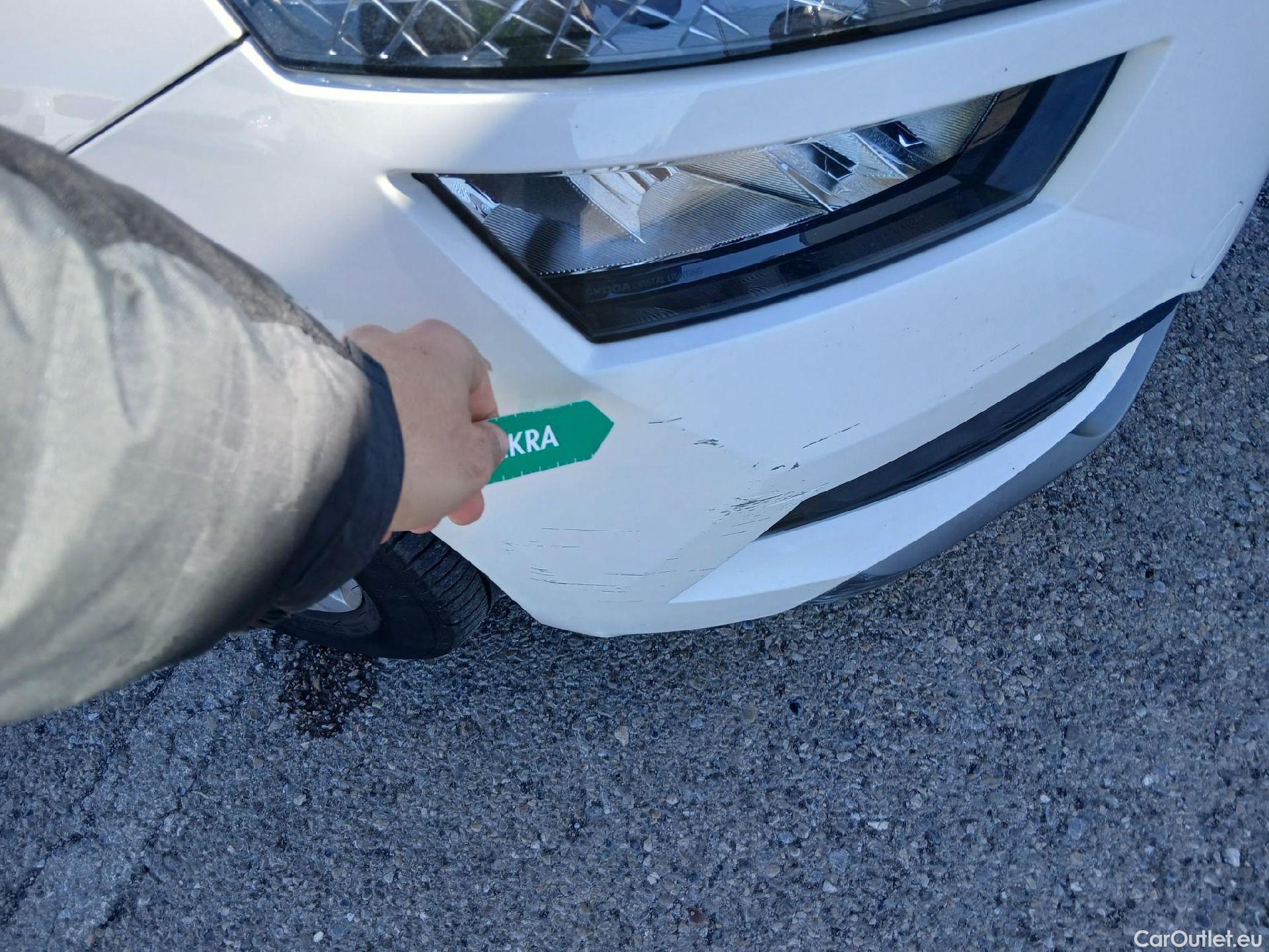  Skoda  KAMIQ SKODA  1.0 TSI 81kW (110CV) DSG Ambition #1