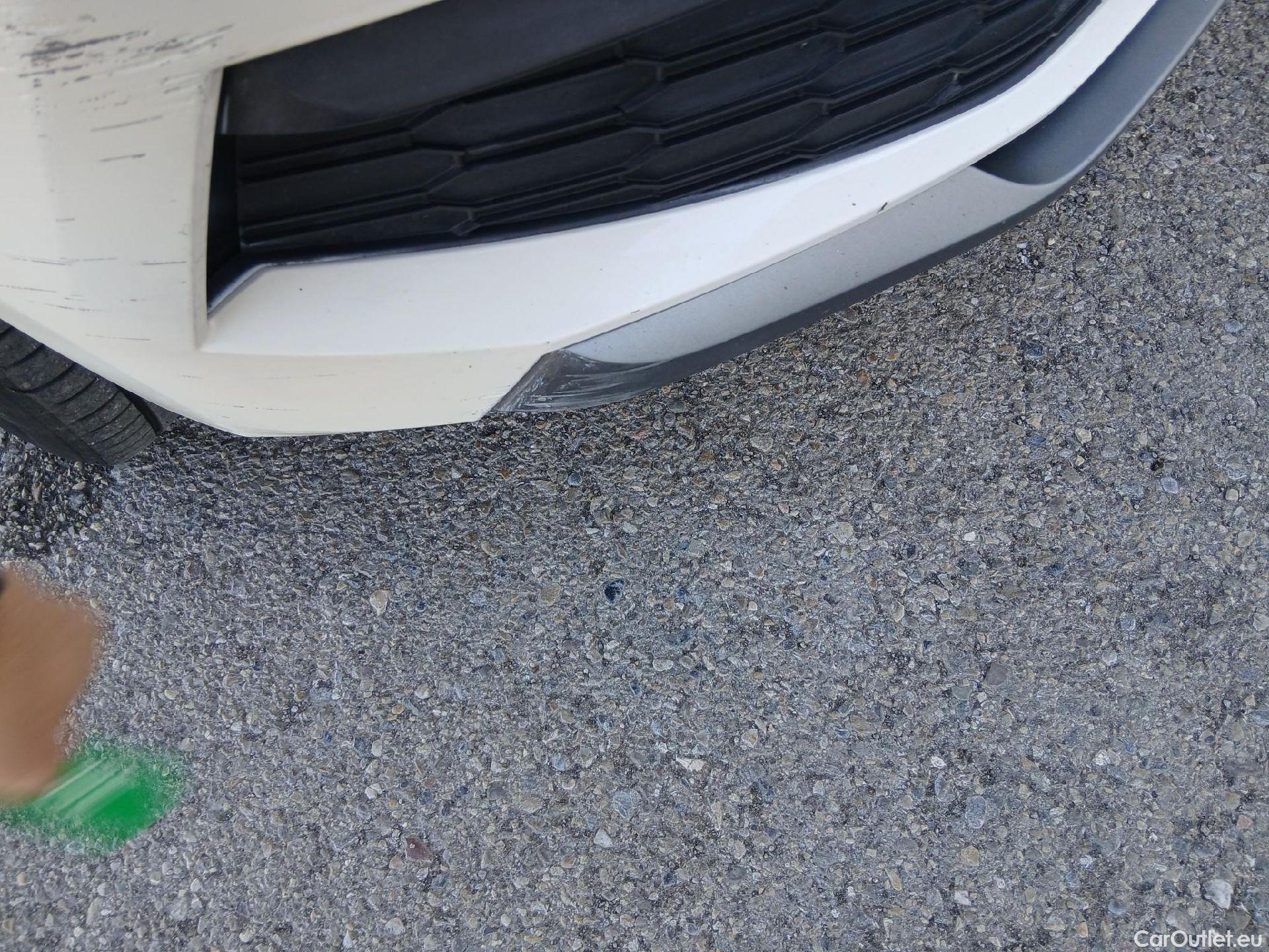  Skoda  KAMIQ SKODA  1.0 TSI 81kW (110CV) DSG Ambition #4