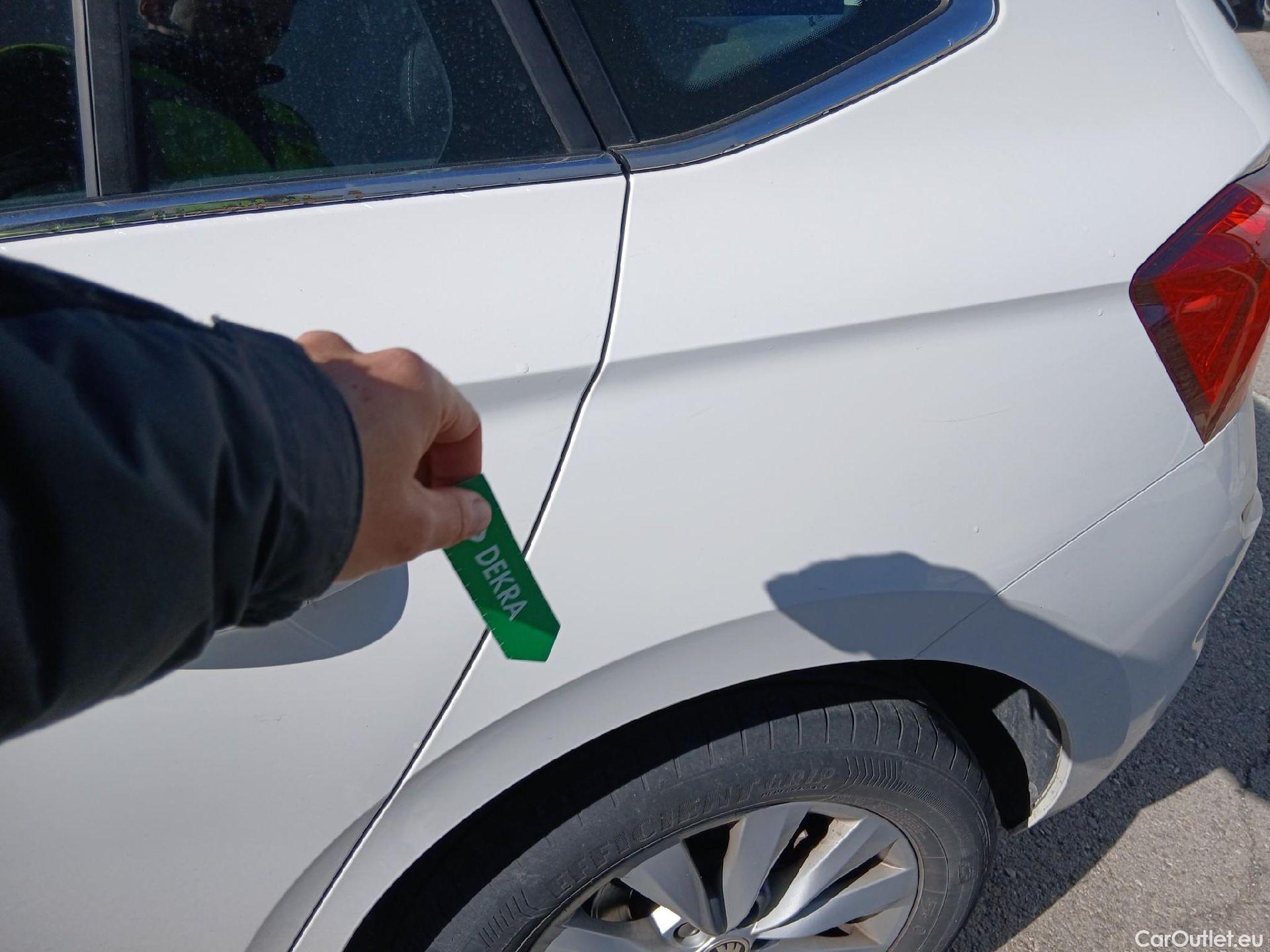  Skoda  KAMIQ SKODA  1.0 TSI 81kW (110CV) DSG Ambition #11