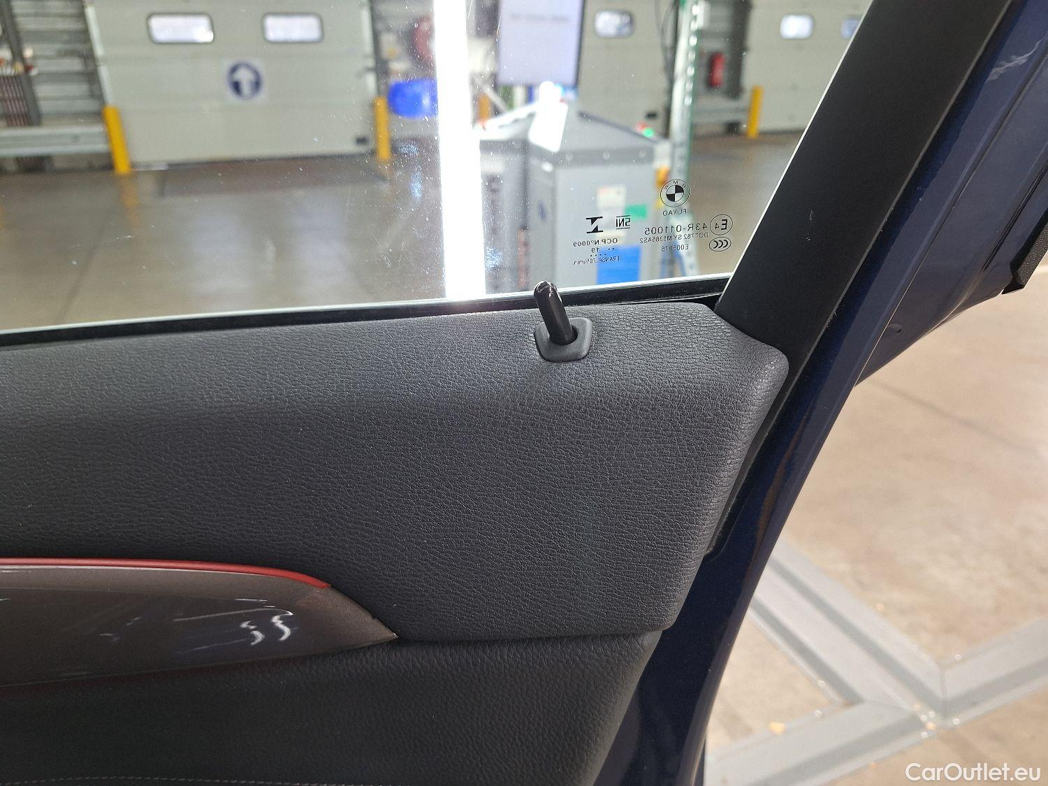  Bmw  X1 BMW,  FL'19, BMW  sDrive16dA (85 kW) 5d #4