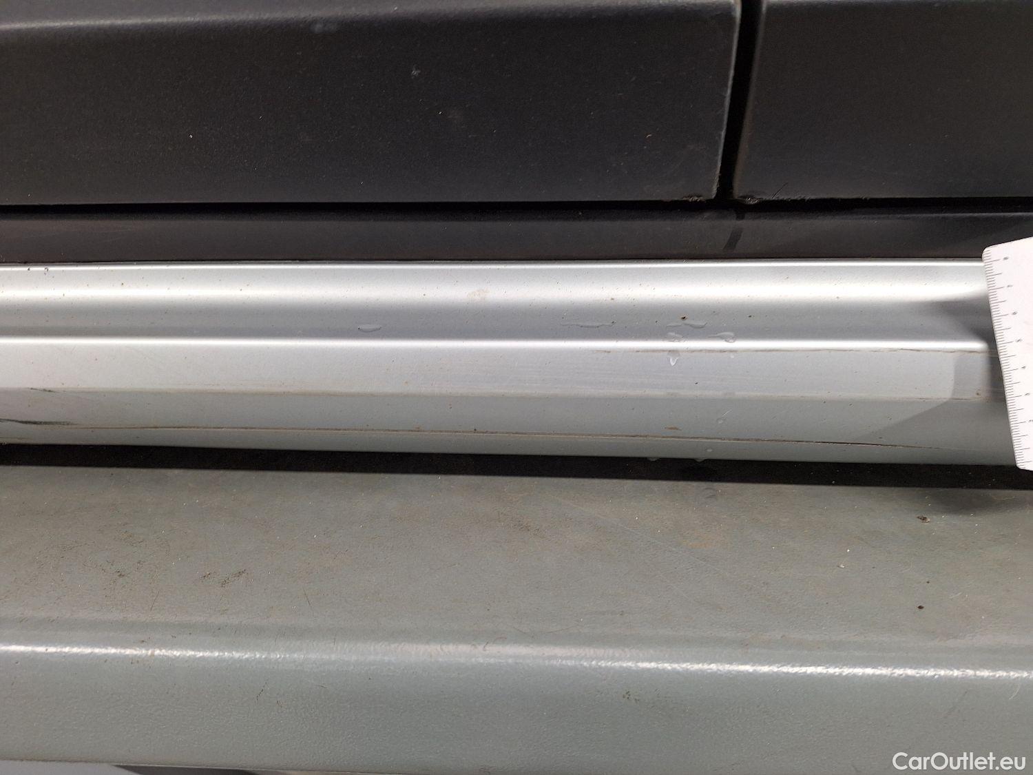  Bmw  X1 BMW,  FL'19, BMW  sDrive16dA (85 kW) 5d #29