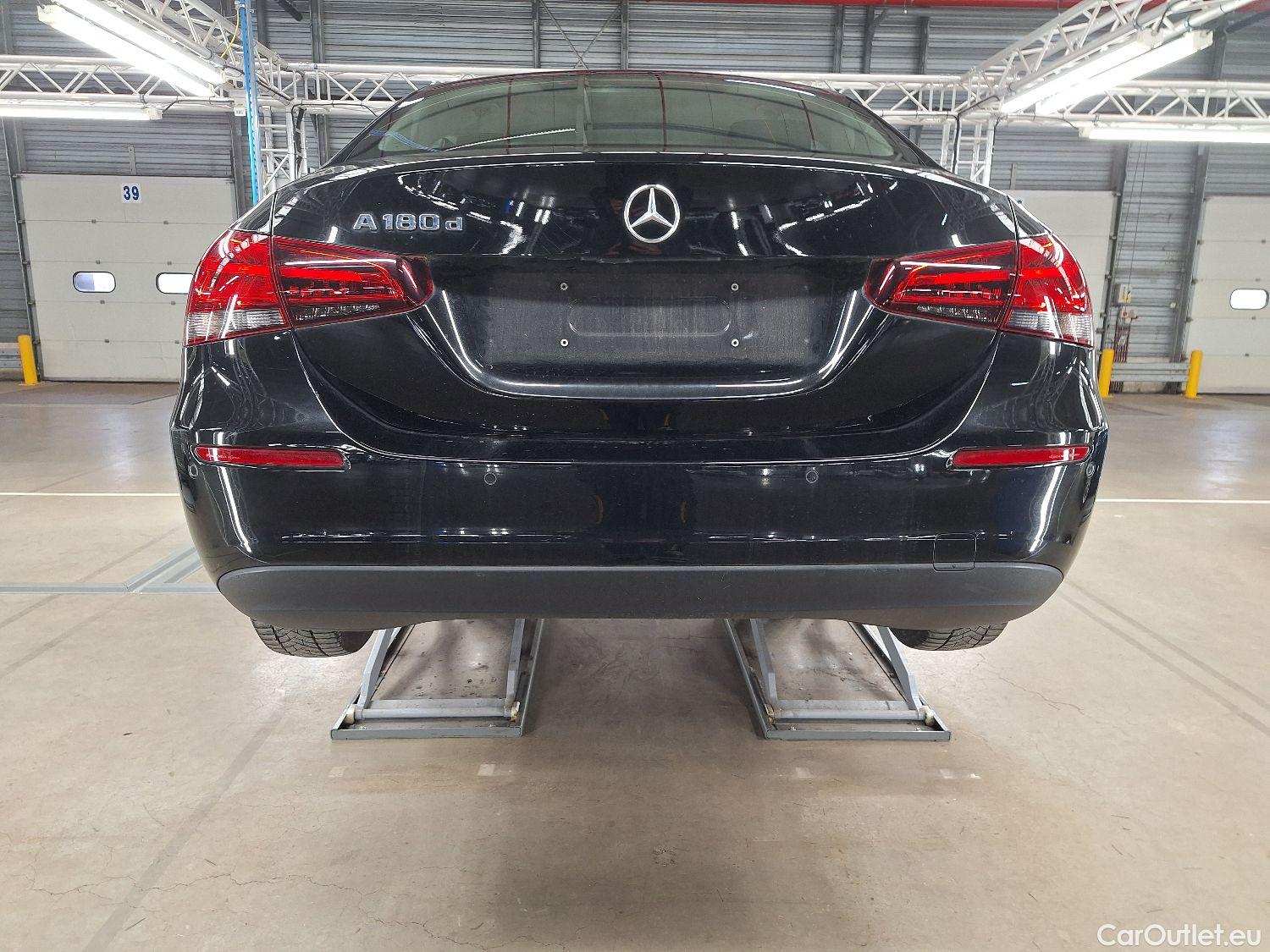  Mercedes  A-Klasse Mercedes, A-Class Berline '18, Mercedes-Benz  Limousine A 180d DCT Busine #17