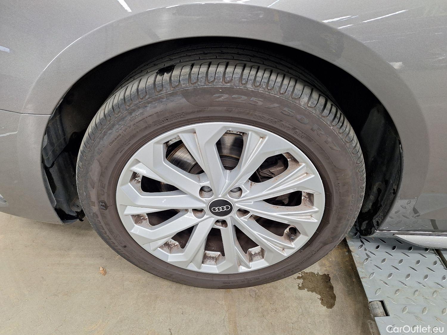  Audi  A4 Audi,  Berline FL'19, Audi  2.0 35 TFSi 110kW S tronic Advanced 4d #15