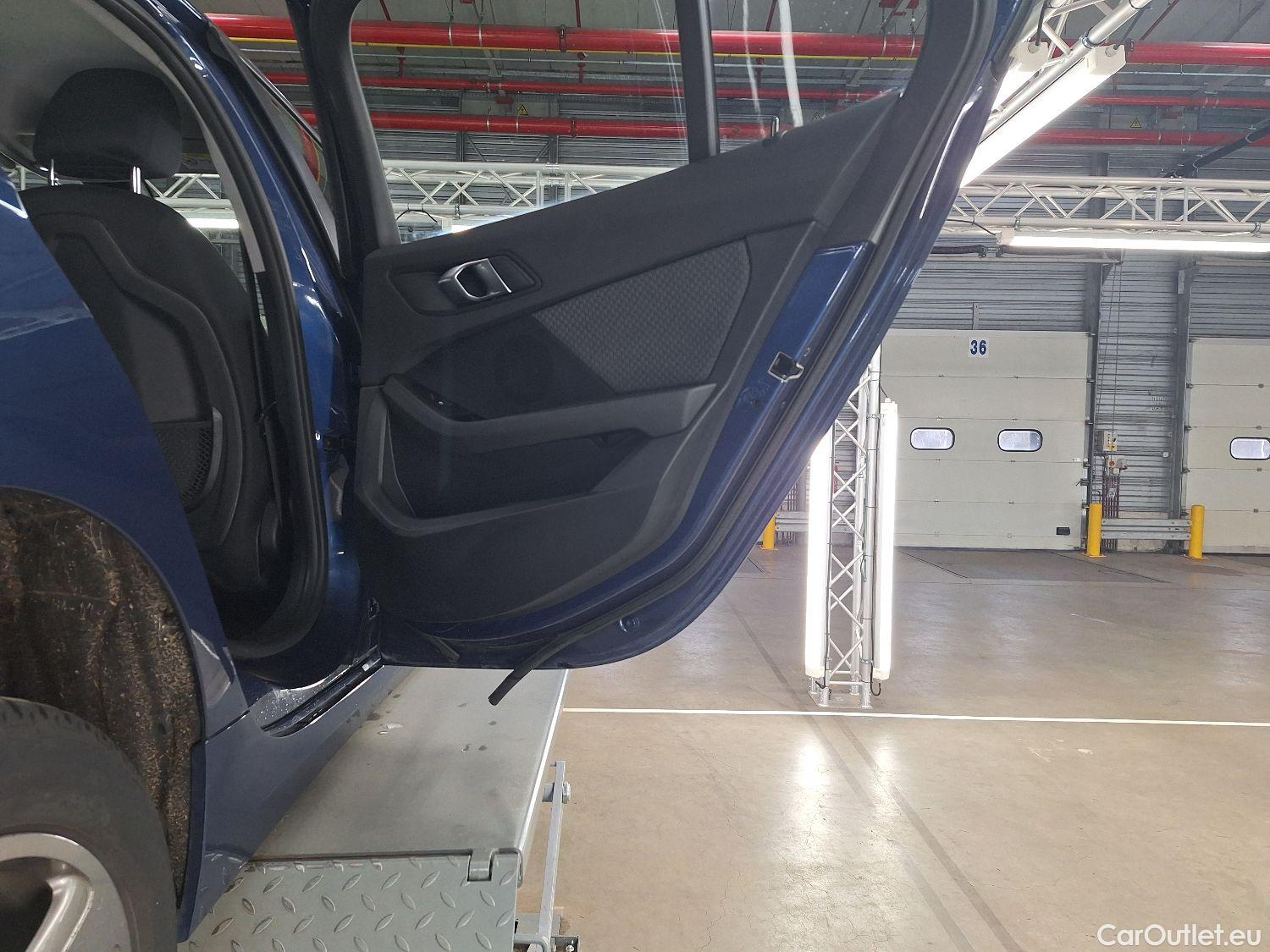  Bmw  Serie 1 BMW, 1-serie '19, BMW 1 Reeks Hatch 116dA (85 kW) 5d #43