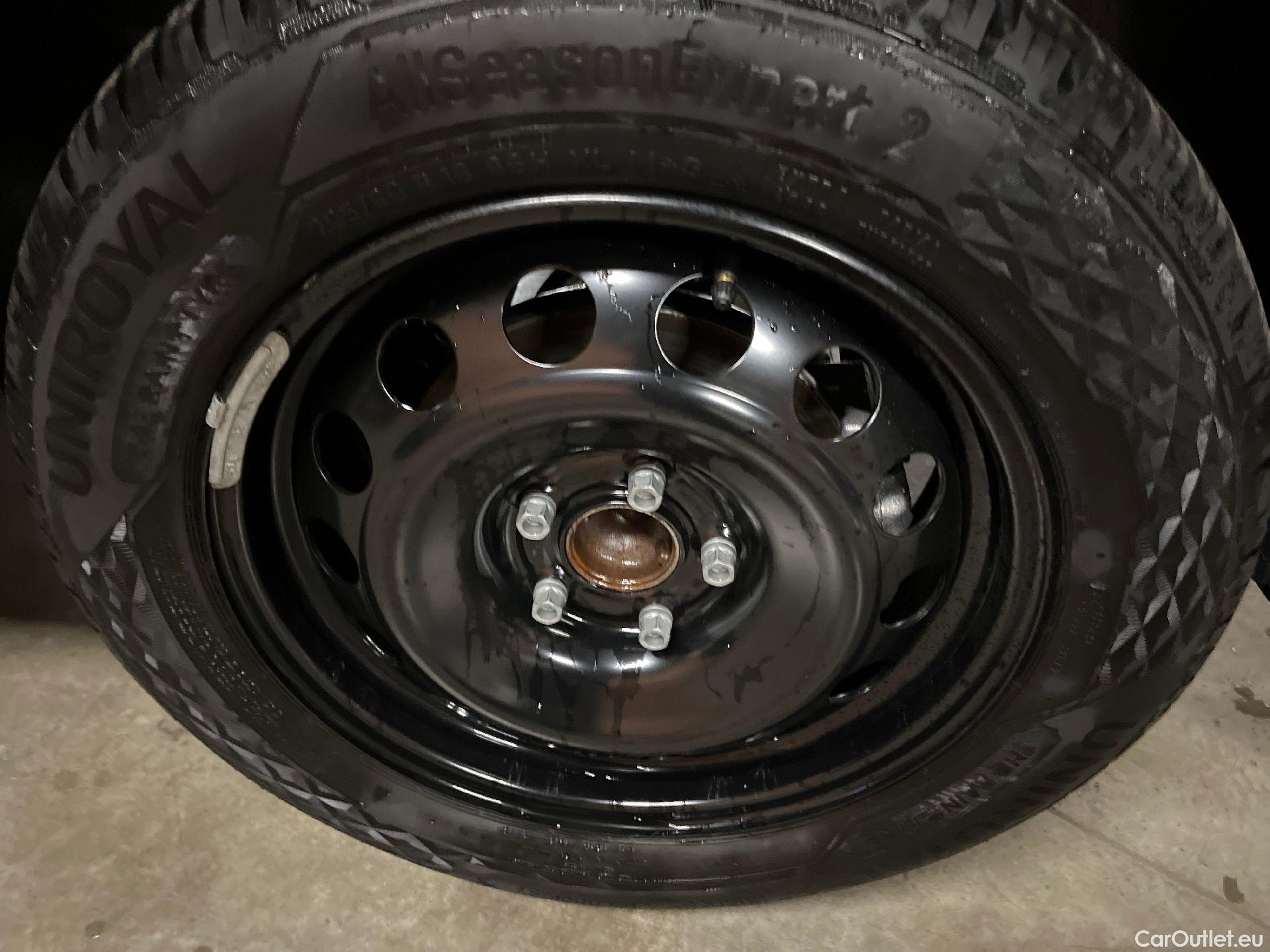  Citroen  Berlingo Citroën,  Mul '18 BEV, Citroën  Multispace Electric 50 kW/h Live  #4