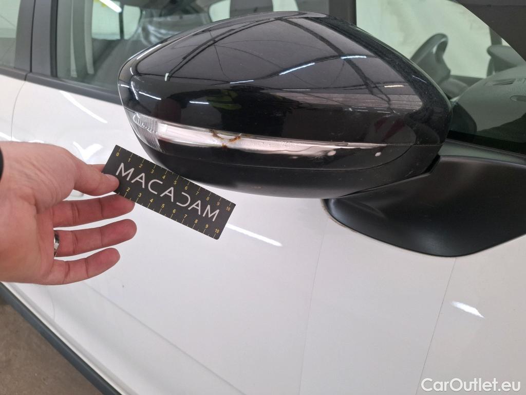  Citroen  C3  Société Feel 1.5 BlueHDI 100CV BVM5 E6dT #34