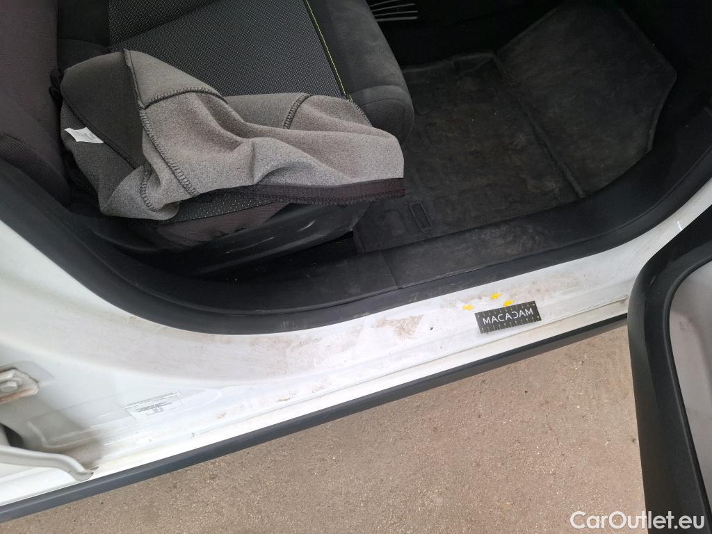  Citroen  C3  Société Feel 1.5 BlueHDI 100CV BVM5 E6dT #29