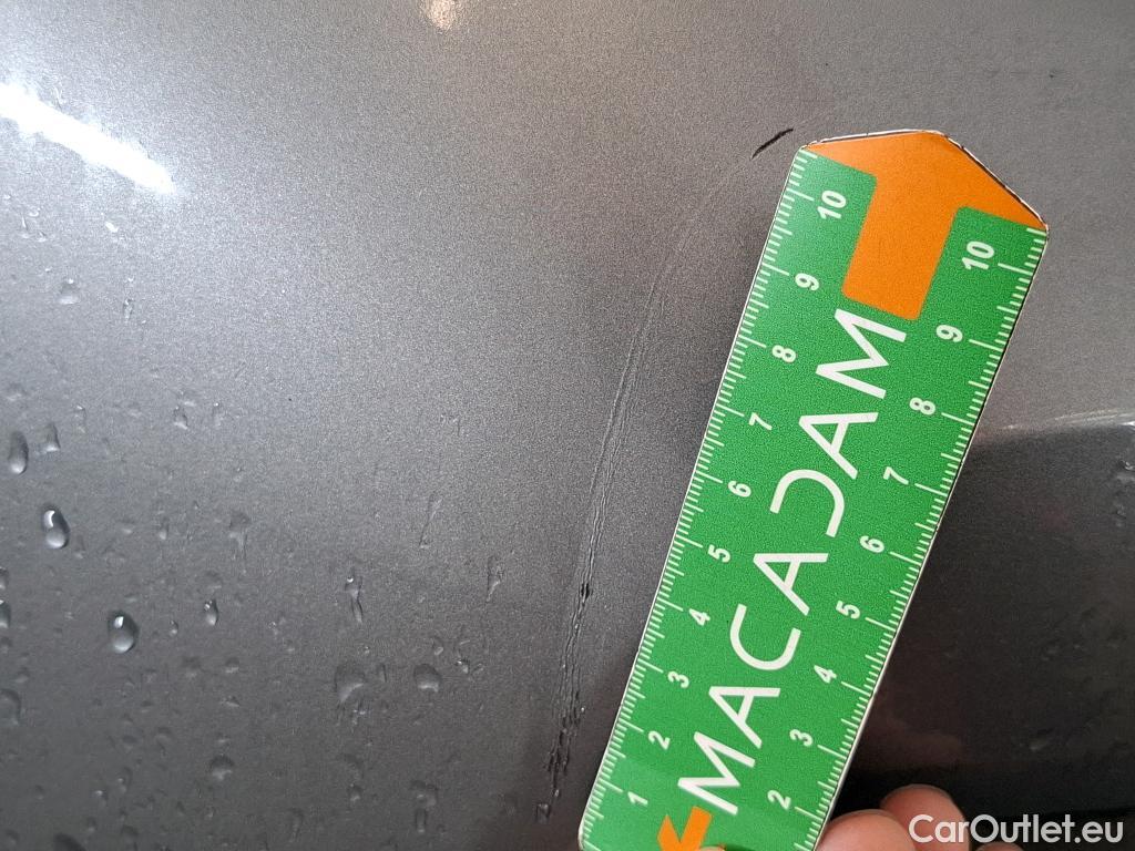  Bmw  Serie 1 Série 1 / 2019 / 5P / Berline 116i DKG7 Business Design / Pare-brise à remplacer #4