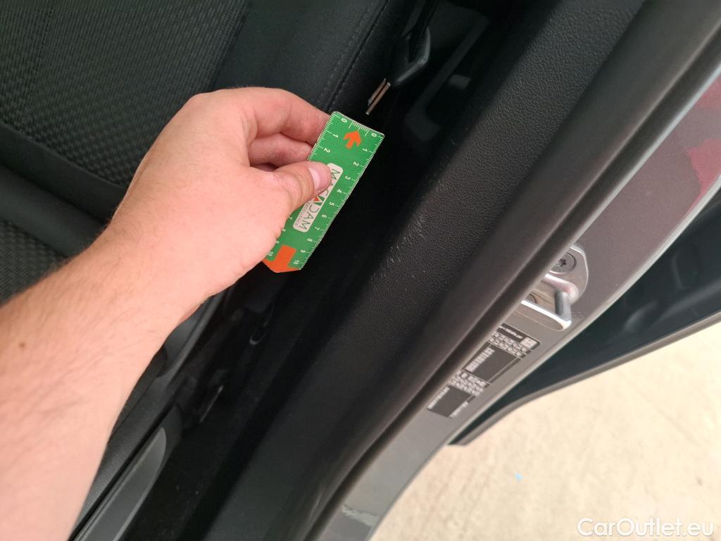  Bmw  Serie 1 1 Berline 116 d Business Design 1.5 115CV BVA7 E6d #33