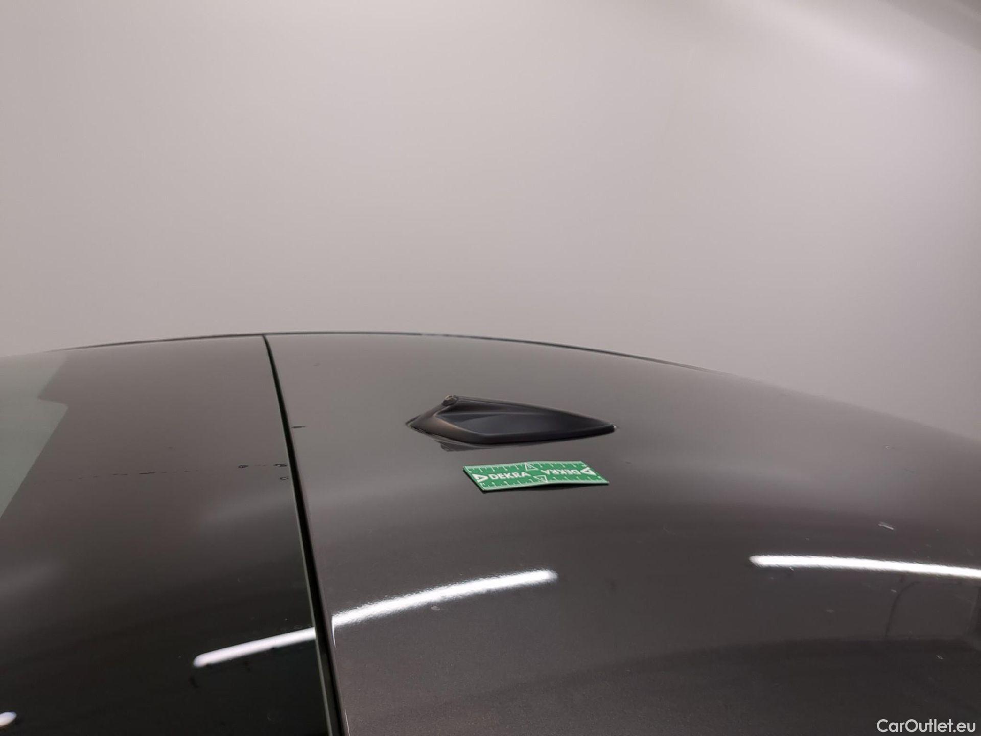  Citroen  C4  Berline Feel 1.2 PureTech 130CV BVA8 E6d #9