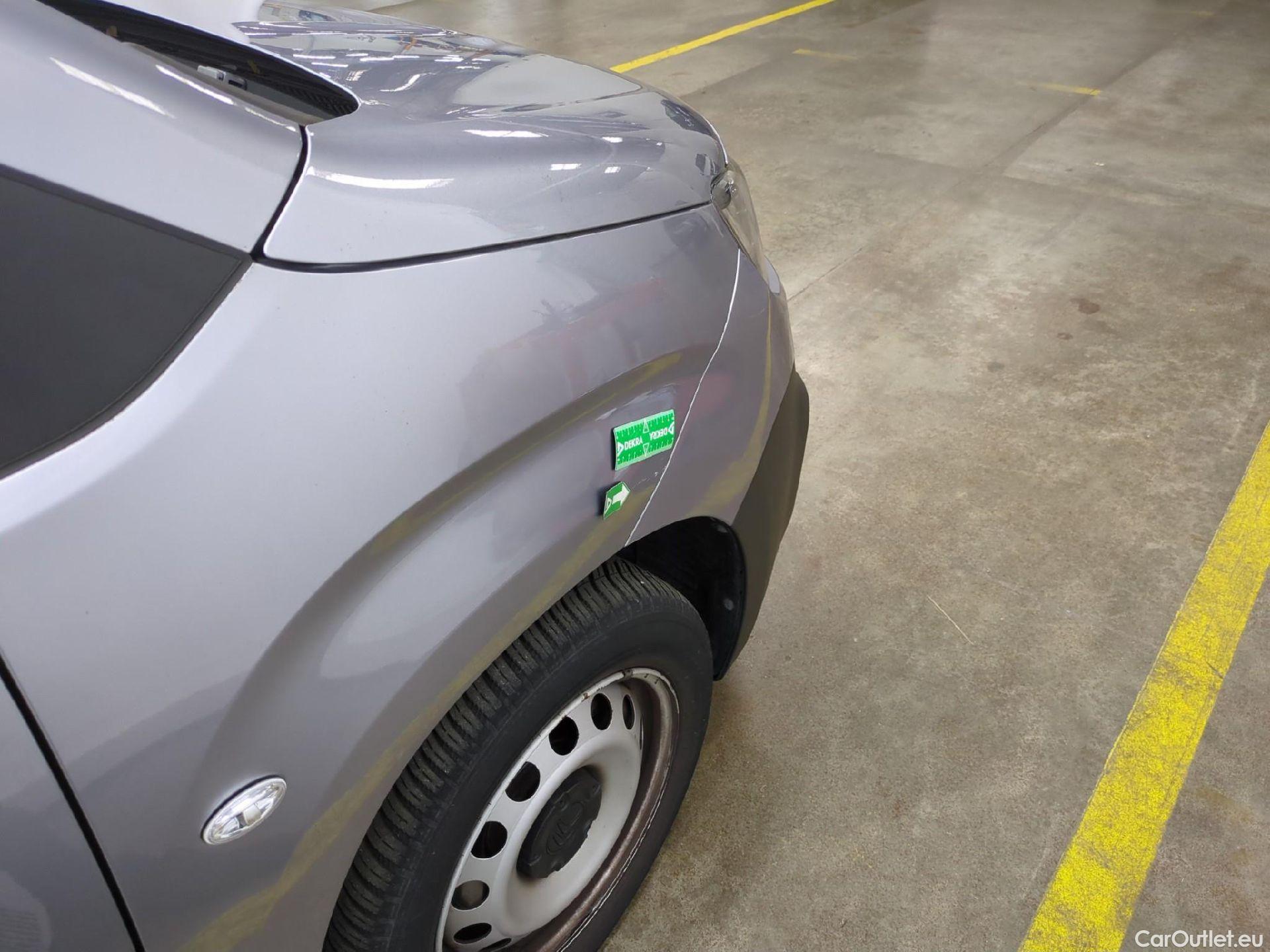  Citroen  Berlingo  Fourgon Control XL/L2 Double Cabine VarioSpace 1.5 BlueHDi 100CV BVM5 E6dT #26