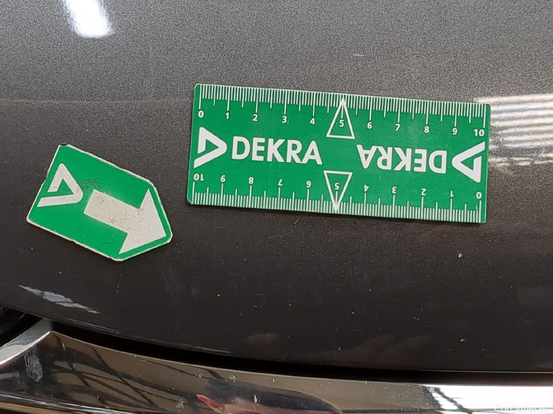  Citroen  C4  Berline Feel 1.2 PureTech 130CV BVA8 E6d #4