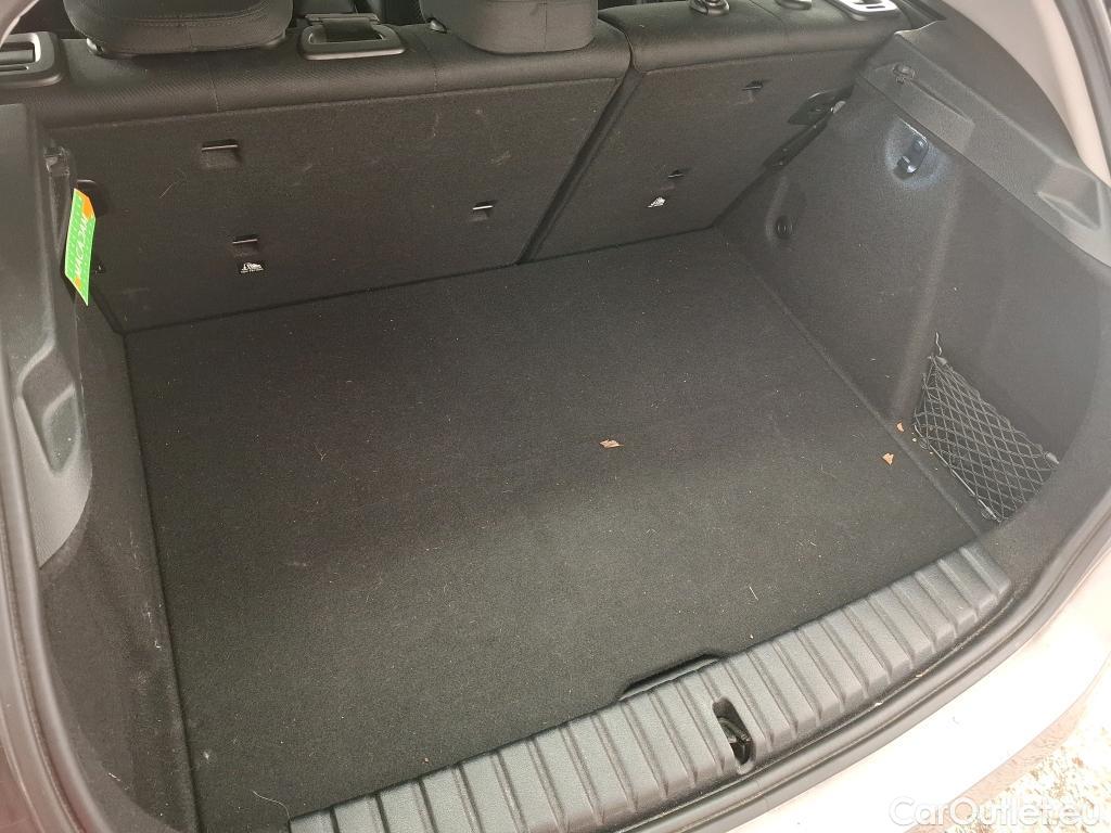  Bmw  Serie 1 BMW Série 1  2019  5P  Berline 116i DKG7 Business Design #7