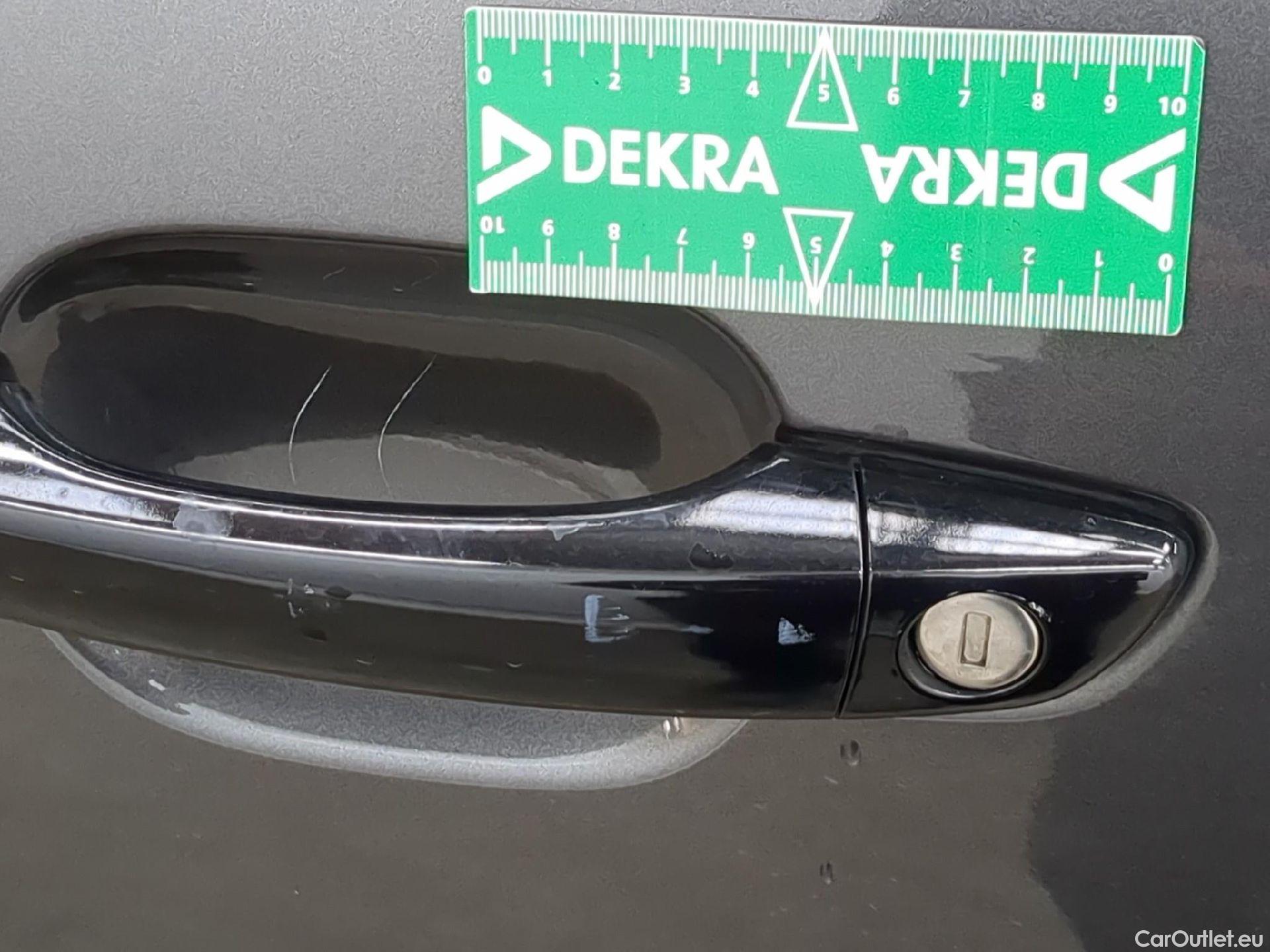  Citroen  C4  Berline Feel 1.2 PureTech 130CV BVA8 E6d #7