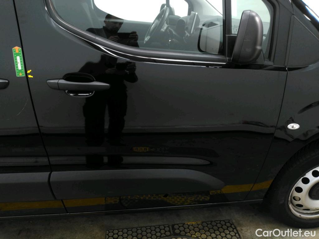  Citroen  Berlingo  Fourgon Club M 1000 1.5 BlueHDi 130CV BVA8 E6dT #33