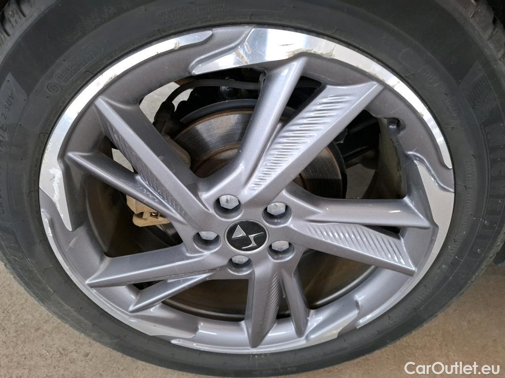  DS  DS7 DS DS 7 Crossback / 2017 / 5P / SUV E-TENSE 225 Business #14