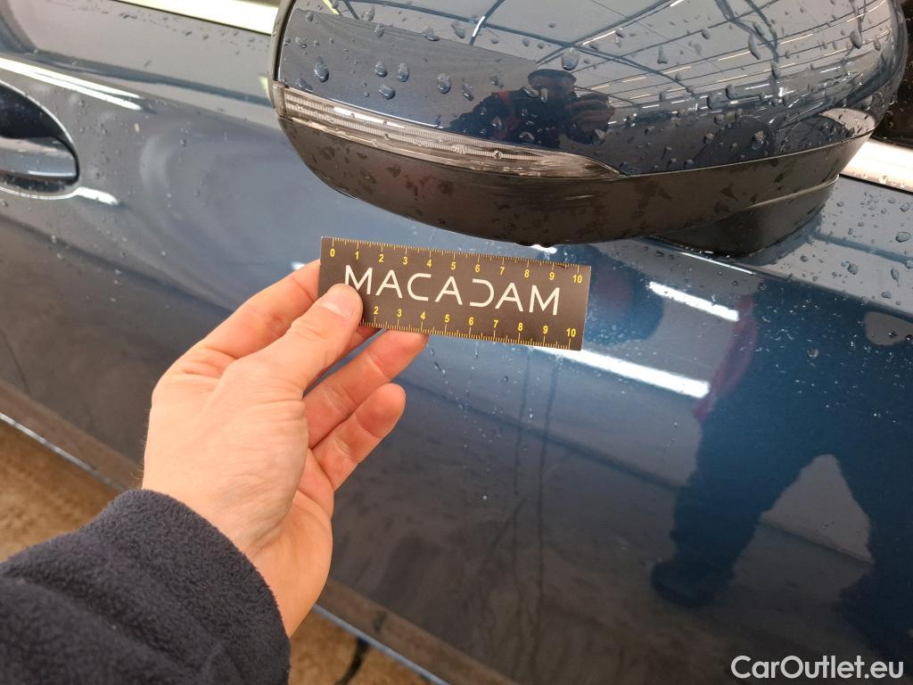  Mercedes  A-Klasse MERCEDES-BENZ Classe A Berline / 2018 / 4P / Berline A 180 Business Line 7G-DCT #32