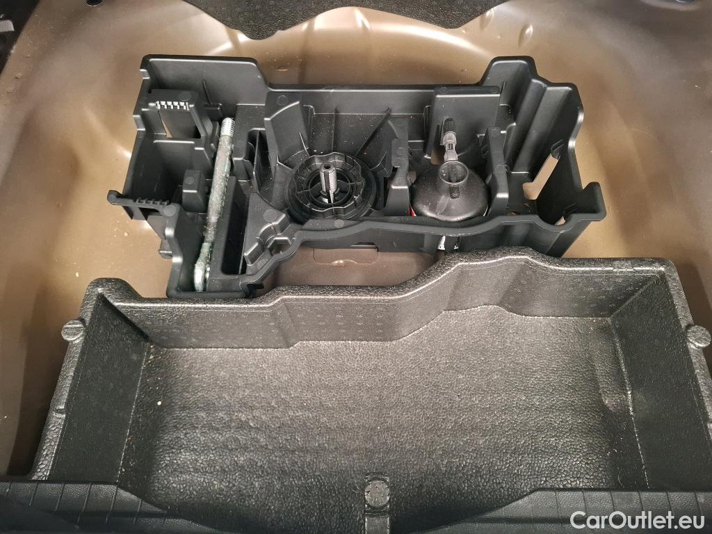  Peugeot  2008  Allure Business 1.5 HDi 110CV BVM6 E6d #8