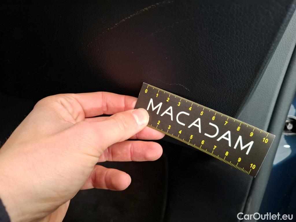  Mercedes  A-Klasse MERCEDES-BENZ Classe A Berline / 2018 / 4P / Berline A 180 Business Line 7G-DCT #15