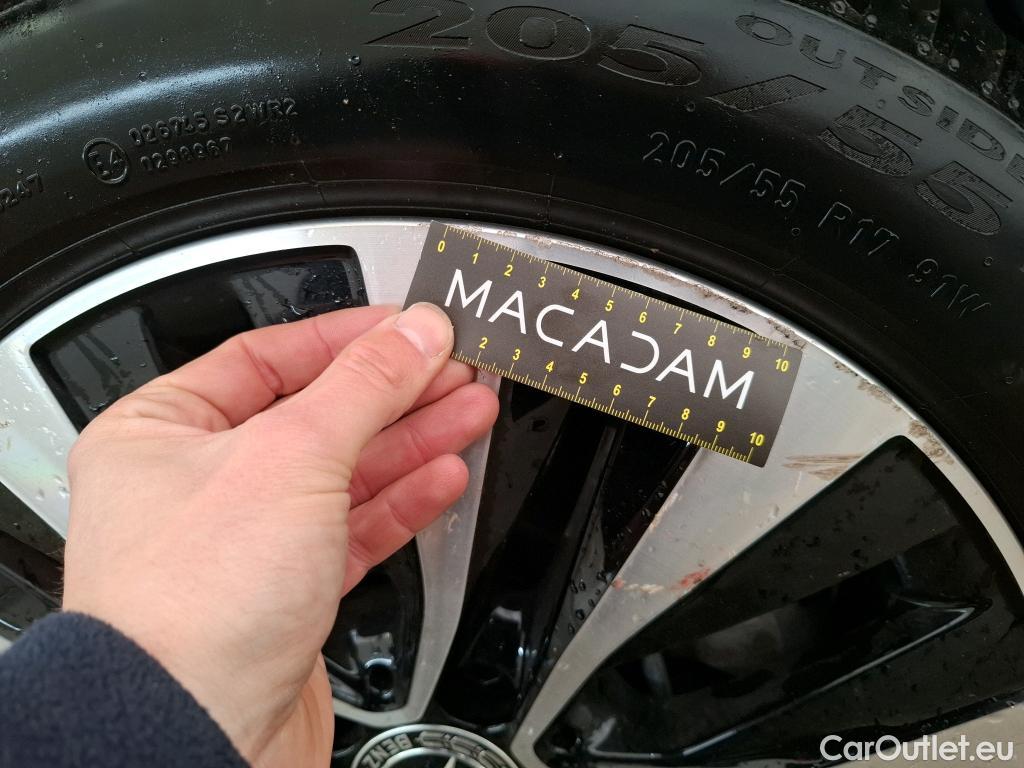  Mercedes  A-Klasse MERCEDES-BENZ Classe A Berline / 2018 / 4P / Berline A 180 Business Line 7G-DCT #7