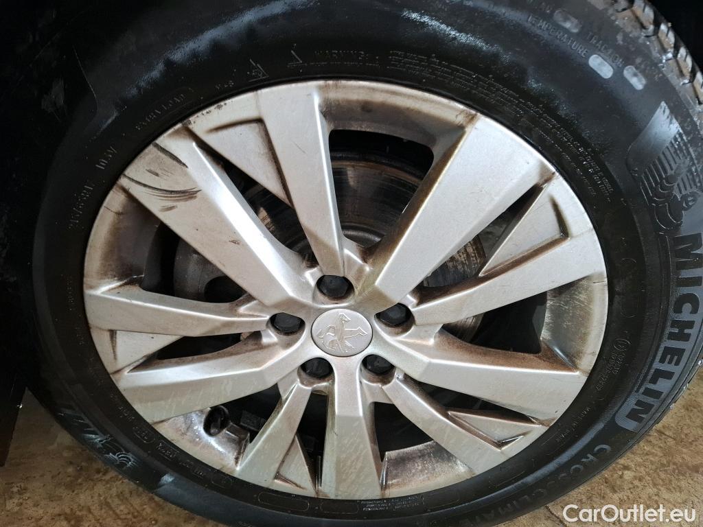  Peugeot  3008  Active Business 1.5 HDi 130CV BVA8 E6d #19