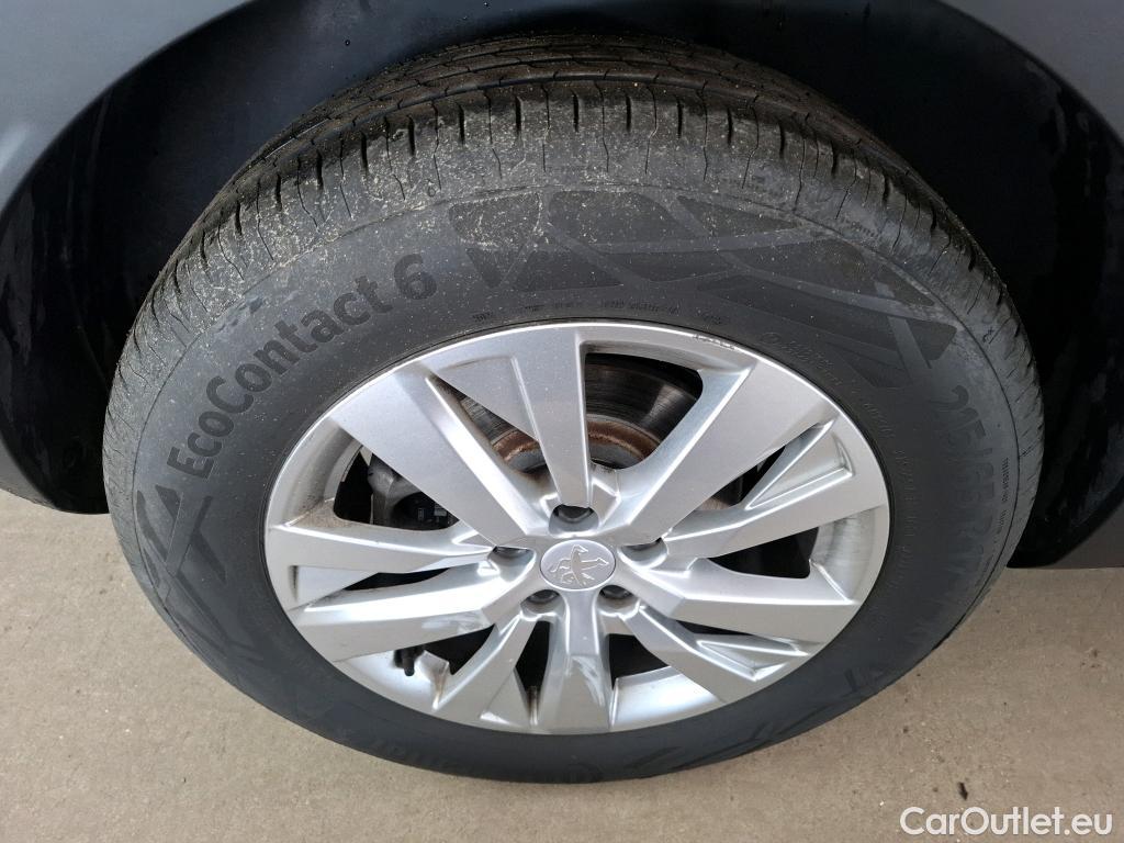  Peugeot  3008  Active Business 1.5 HDi 130CV BVA8 E6d #3