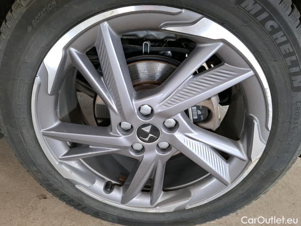  DS  DS7 DS DS 7 Crossback / 2017 / 5P / SUV E-TENSE 225 Business #8