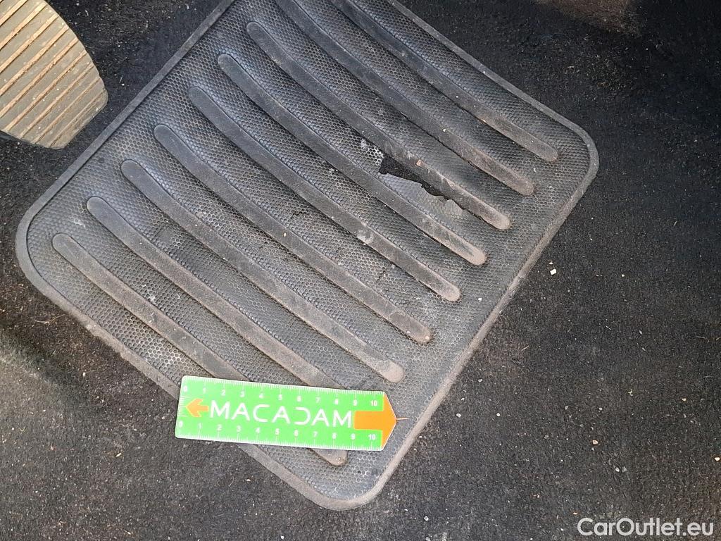  Peugeot  208  Active 1.2 PureTech 80CV BVM5 E6 #4