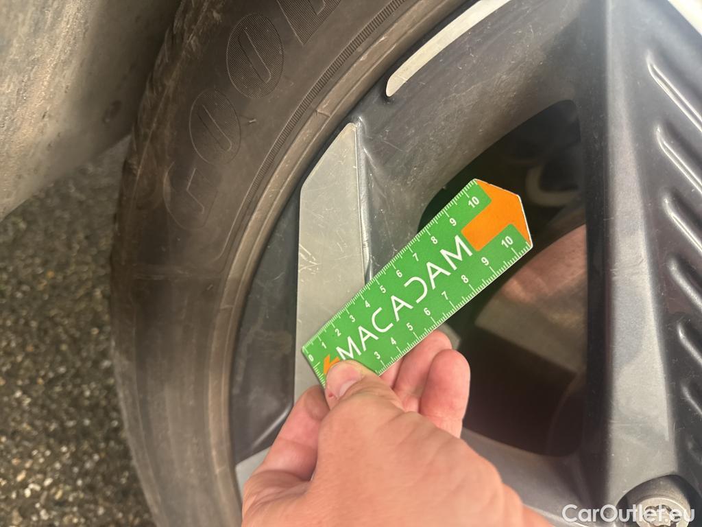  Hyundai  Tucson HYUNDAI  / 2020 / 5P / SUV 1.6 PHEV 265 HTRAC CREATIVE 4WD AUTO #10