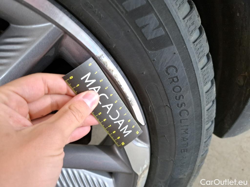  DS  DS7 DS DS 7 Crossback / 2017 / 5P / SUV E-TENSE 225 Business #10