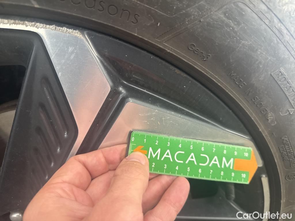  Hyundai  Tucson HYUNDAI  / 2020 / 5P / SUV 1.6 PHEV 265 HTRAC CREATIVE 4WD AUTO #9