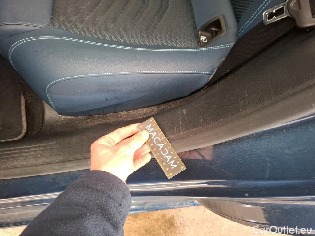  Mercedes  A-Klasse MERCEDES-BENZ Classe A Berline / 2018 / 4P / Berline A 180 Business Line 7G-DCT #11