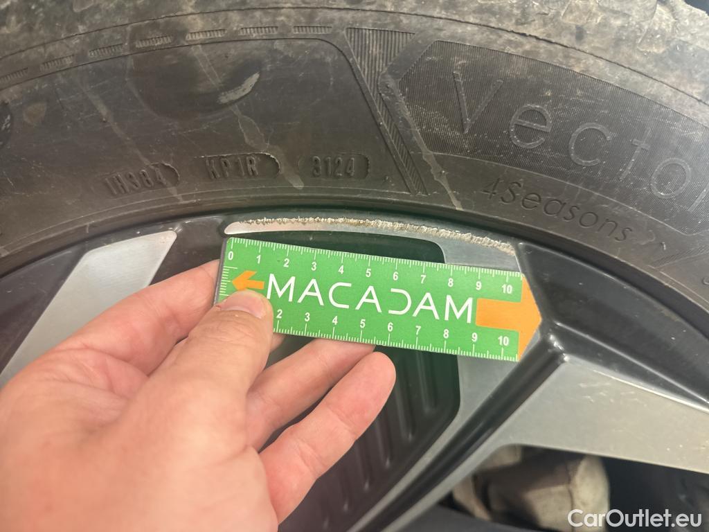  Hyundai  Tucson HYUNDAI  / 2020 / 5P / SUV 1.6 PHEV 265 HTRAC CREATIVE 4WD AUTO #7