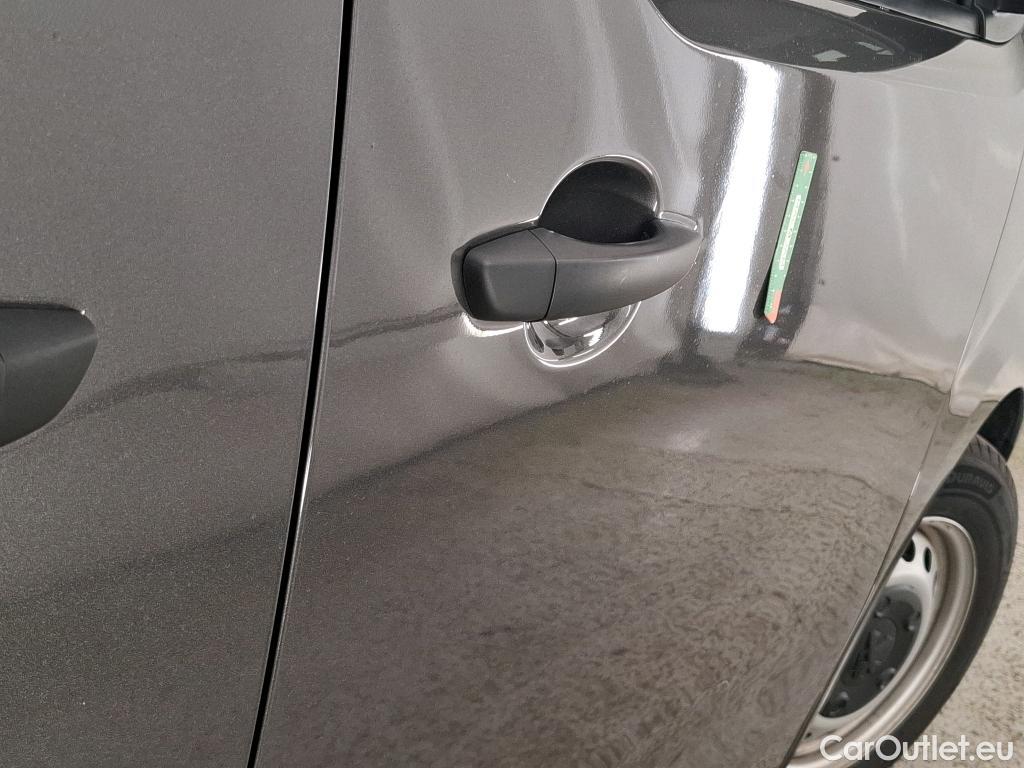  Peugeot  Expert  Combi Standard 1.5 HDi 120CV BVM6 E6d #11