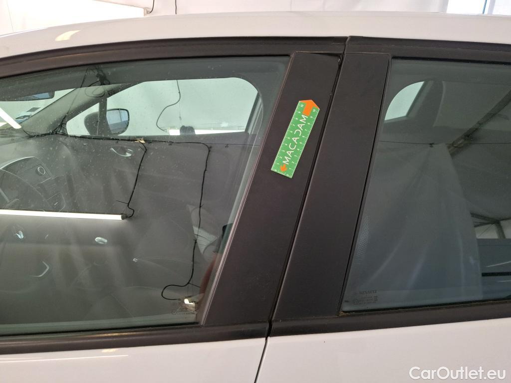  Renault  Clio  IV Air 1.5 dCi 75CV BVM5 E6 #21