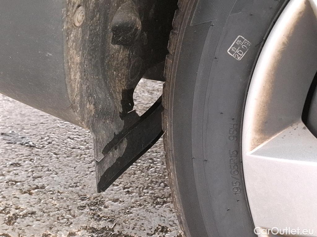  Renault  Kangoo  II Express Maxi Extra (Série Spéciale) 1.5 dCi 95CV BVM6 E6dT #12