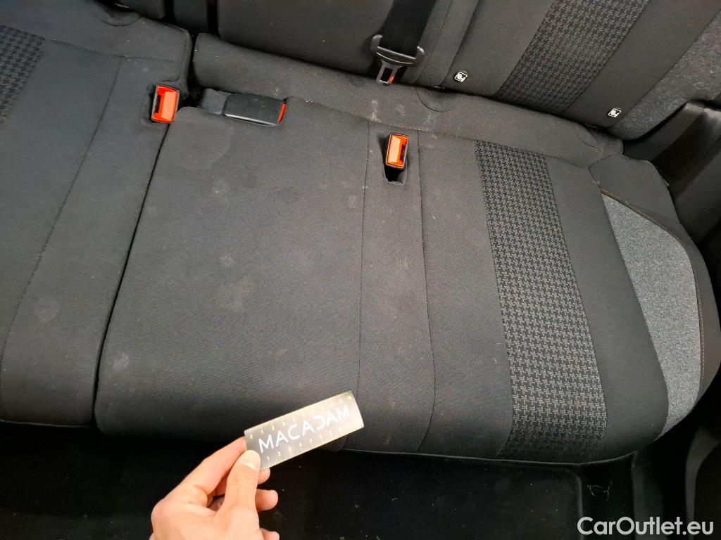  Peugeot  3008  Active Business 1.5 HDi 130CV BVA8 E6d #47