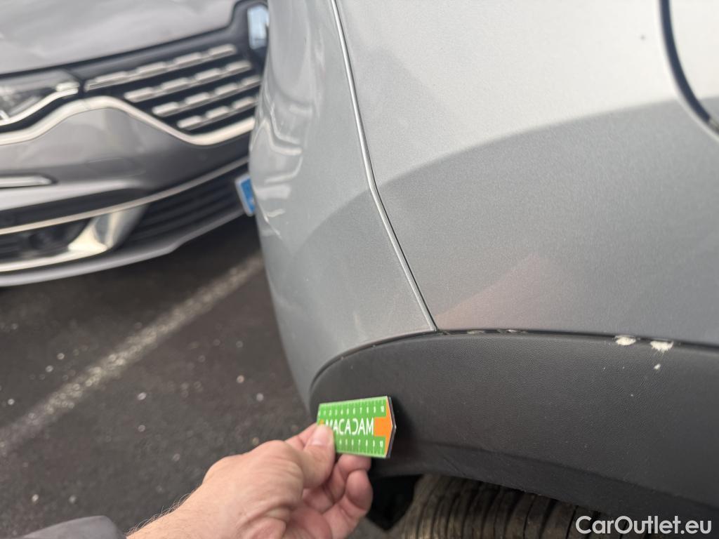  Renault  Captur  II Techno 1.6 E-TECH Hybrid 145CV BVA6 E6d #1